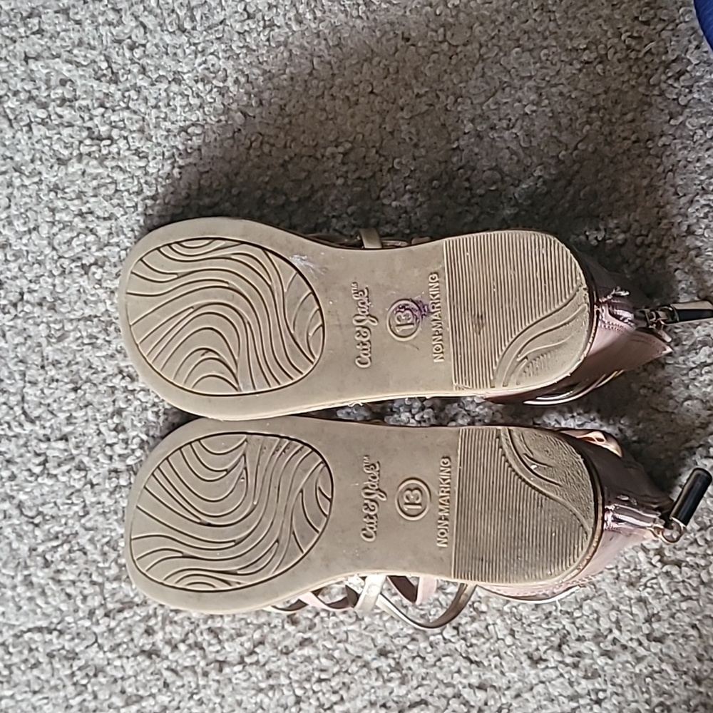 Sandals - Picture 4 of 4